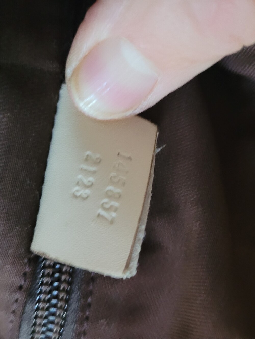 Gucci Beige and Brown GG Monogram Crossbody - Picture 3 of 13